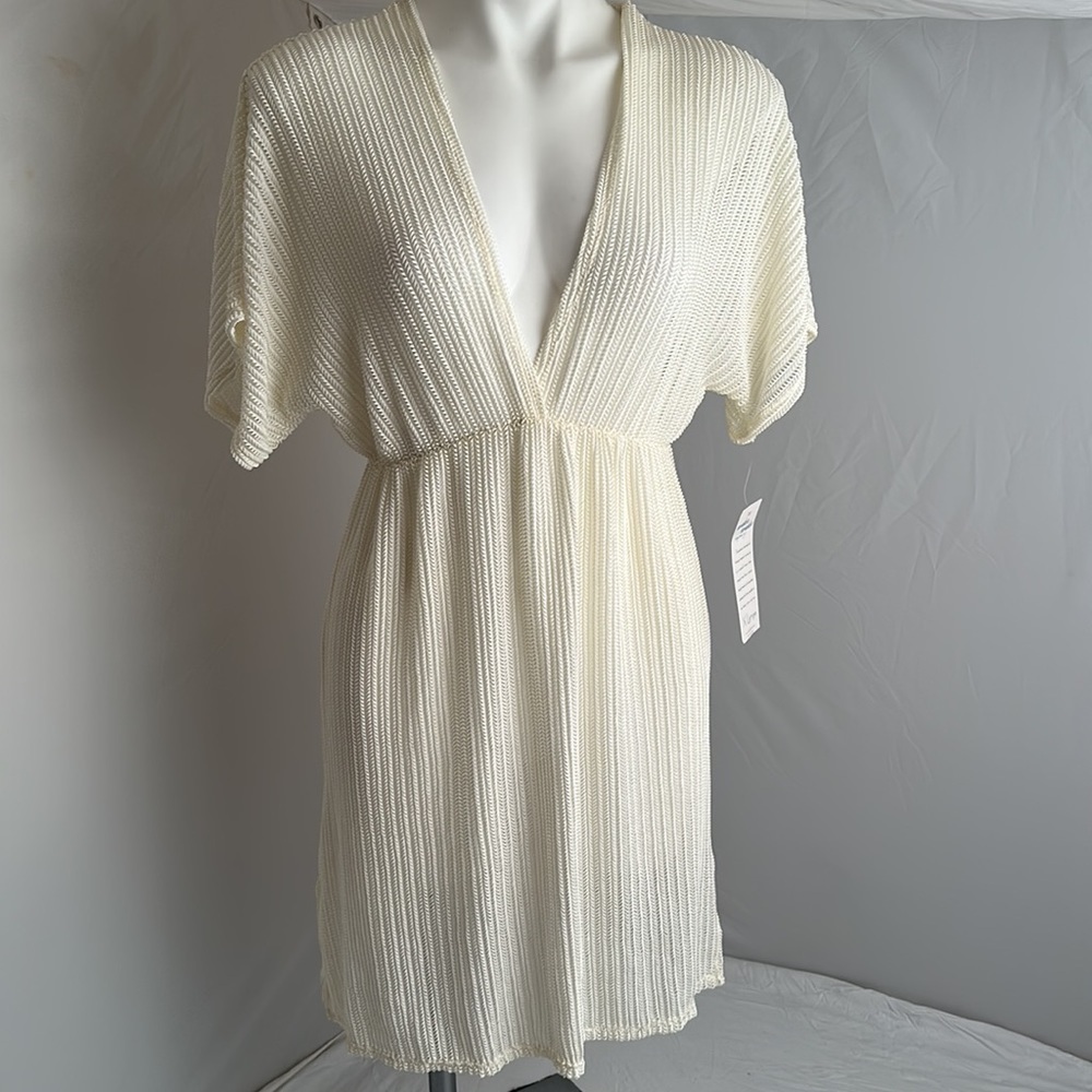 Surf Style Inc off white deep v-neck elastic waist pullover swim cover up